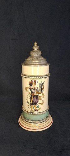 Alter bierkrug mit zinndeckel - bierkrug,