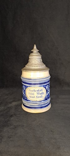 Alter bierkrug mit zinndeckel - bierkrug,