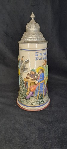 Alter bierkrug mit zinndeckel - bierkrug,