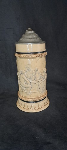 Alter bierkrug mit - mit, zinndeckel