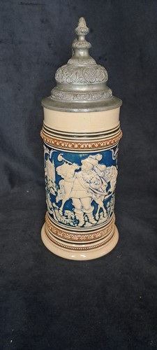 Alter bierkrug mit - mit, zinndeckel