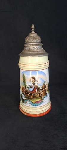Alter bierkrug mit zinndeckel - bierkrug,