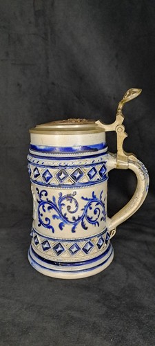 Alter bierkrug mit zinndeckel - alter,