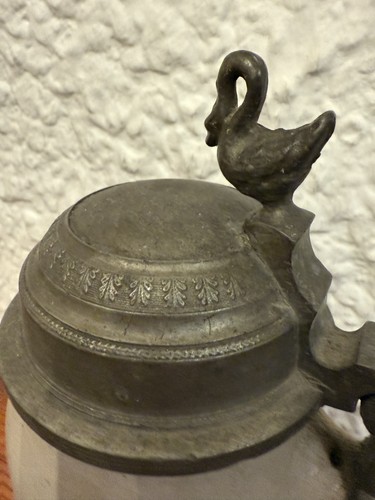 Alter bierkrug mit - bierkrug, 1l
