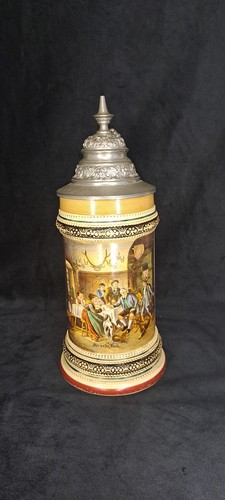 Alter bierkrug mit zinndeckel - bierkrug,